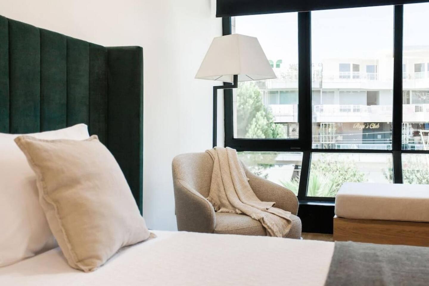 2 Sidebyside Suites In Athens Riviera By The Olon المظهر الخارجي الصورة